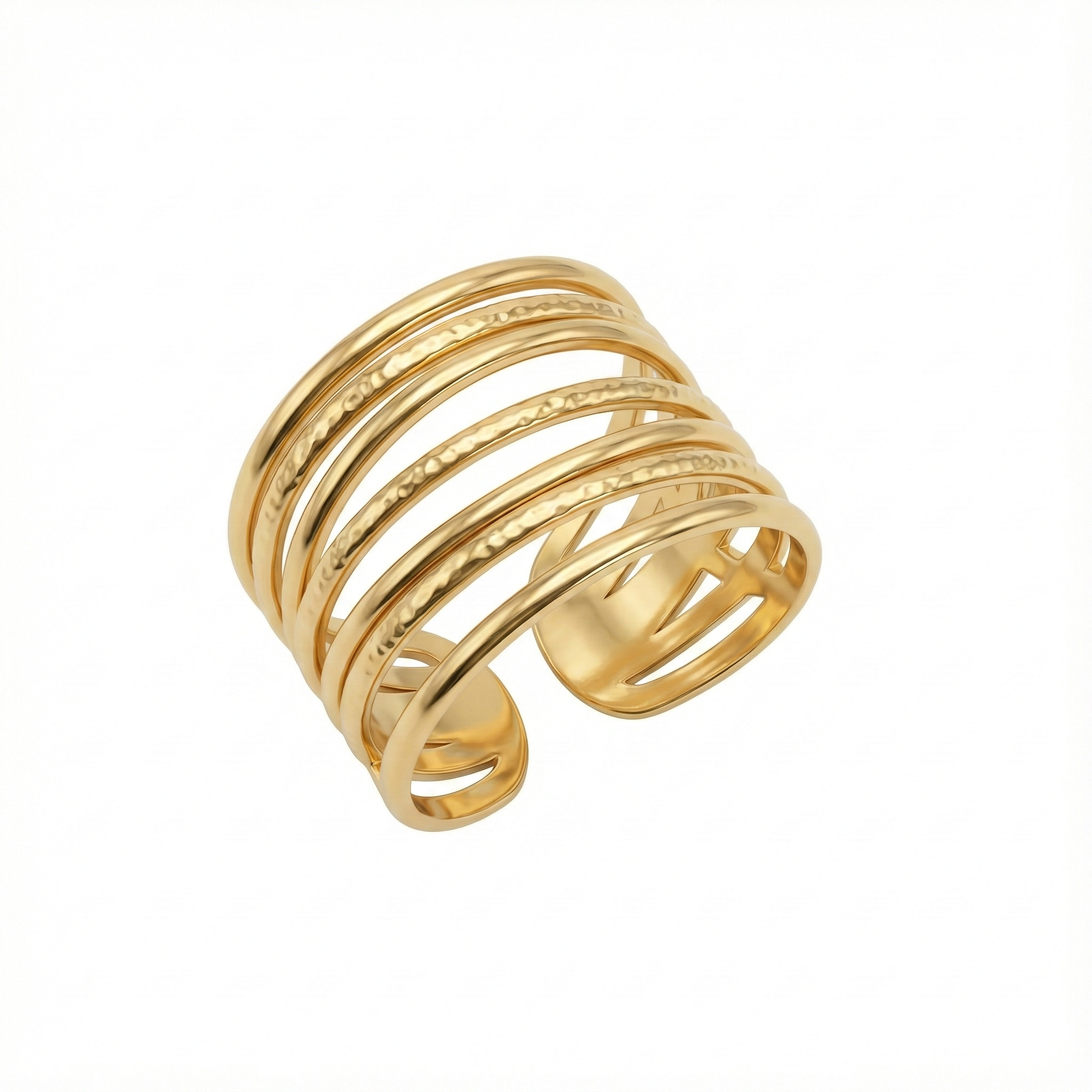 Bague dorée large effet anneaux empilés